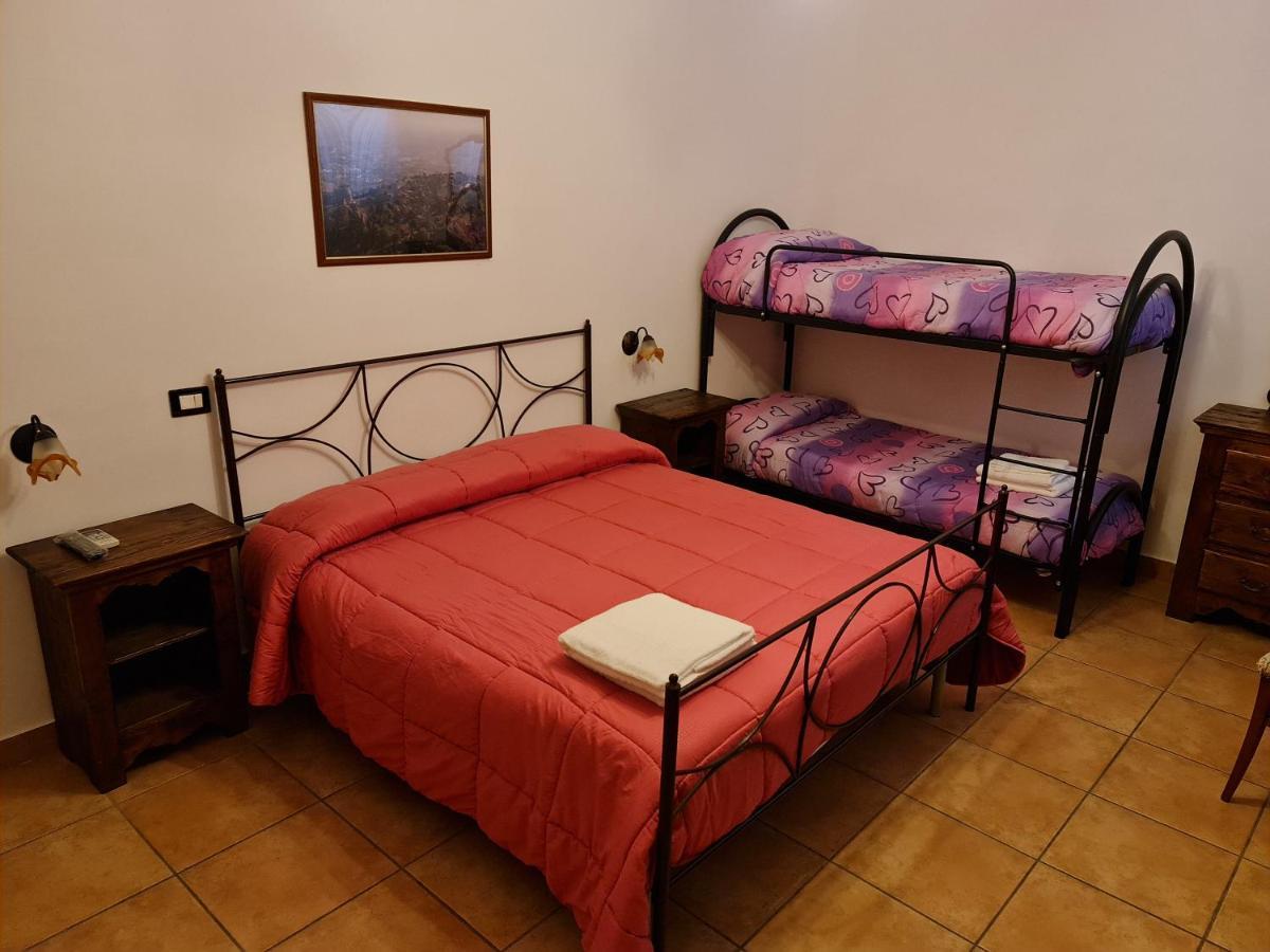Bed and Breakfast Casale Rurale San Marco Evangelista Exteriér fotografie